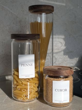 5 dôvodov, prečo sú naše nádoby must have🤎. 🫧 Prečo sú úložné nádoby gamechanger? ✔️ Každá vec má svoje miesto ✔️ Lepšie...